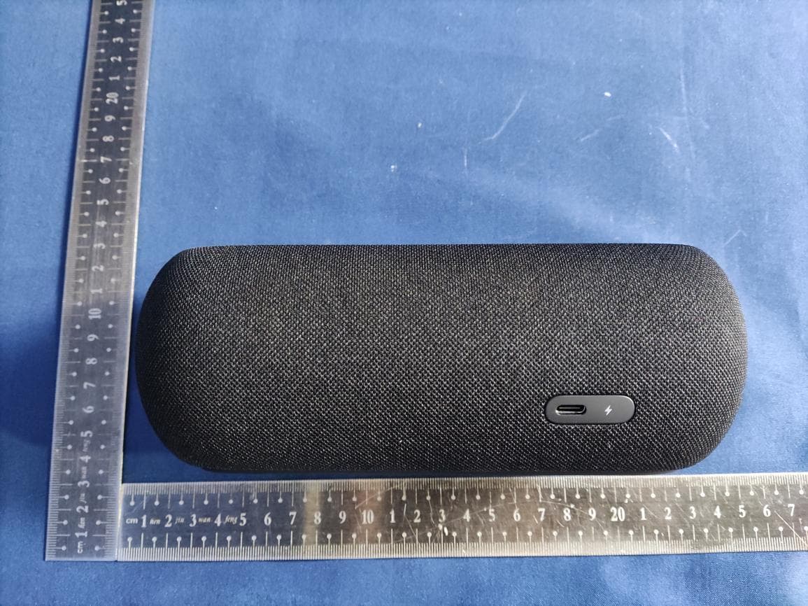PORTABLE BLUETOOTH SPEAKER - FCC ID APIHKLUNA - Harman International Industries, Inc (2)
