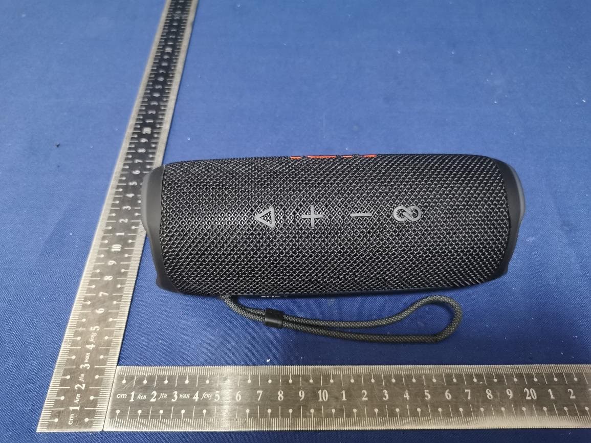 Portable Bluetooth Speaker - FCC ID APIJBLFLIP6C - Harman International Industries, Inc (3)