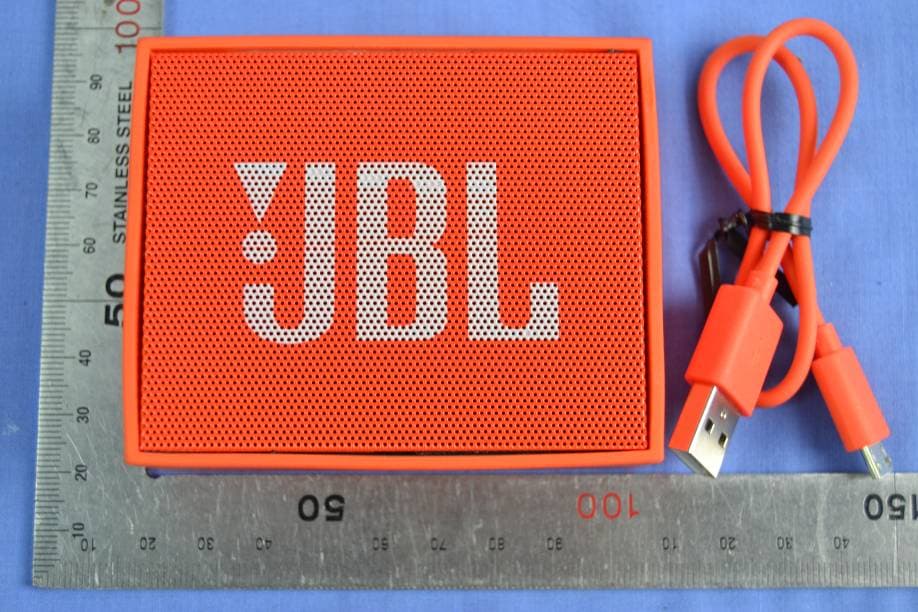 PORTABLE BLUTOOTH SPEAKER - FCC ID APIJBLGONR - Harman International Industries, Inc