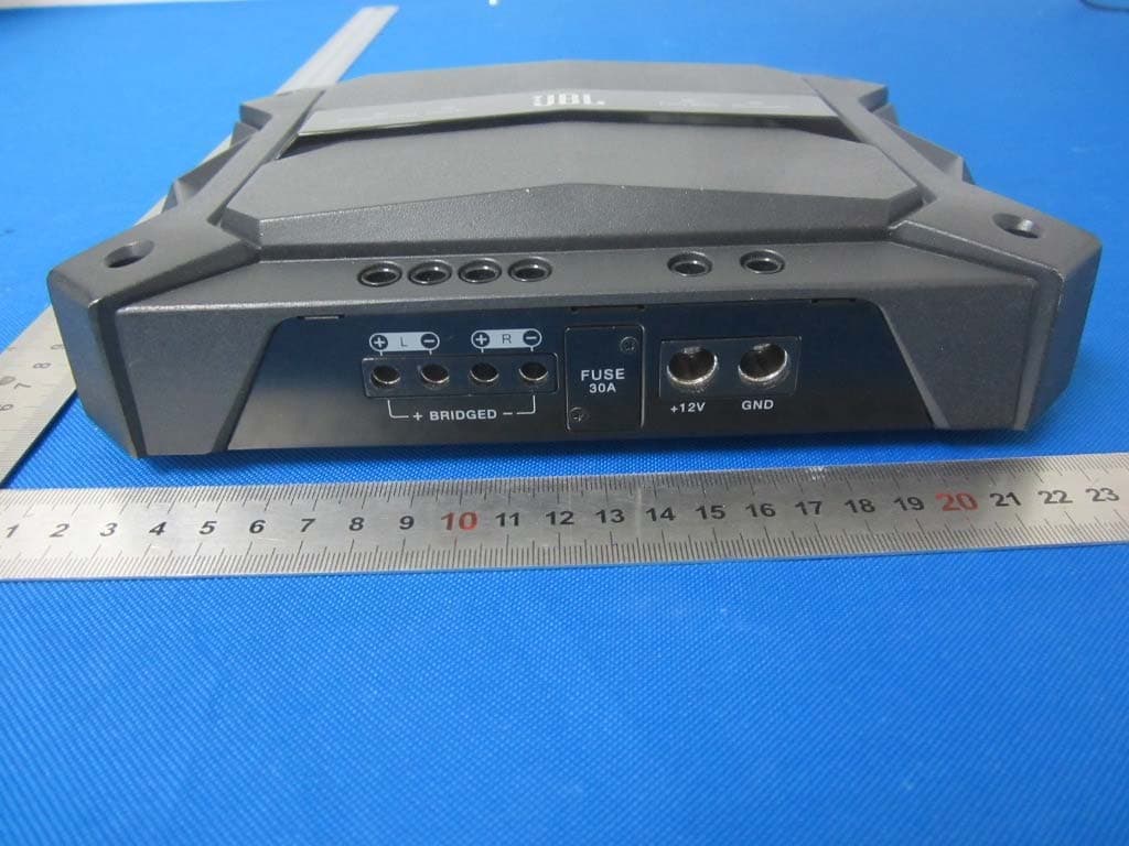 Car amplifier - FCC ID APIJBLGTR102 - Harman International Industries, Inc (2)