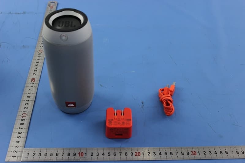 Portable Wireless Speaker - FCC ID APIJBLPULSE2 - Harman International Industries, Inc (5)