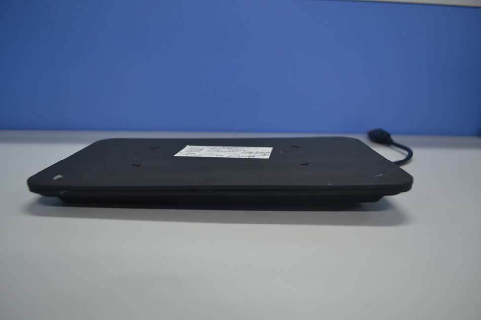 USB POWERED WIRELESS CHARGER - FCC ID APIJBLQI - Harman International Industries, Inc (3)