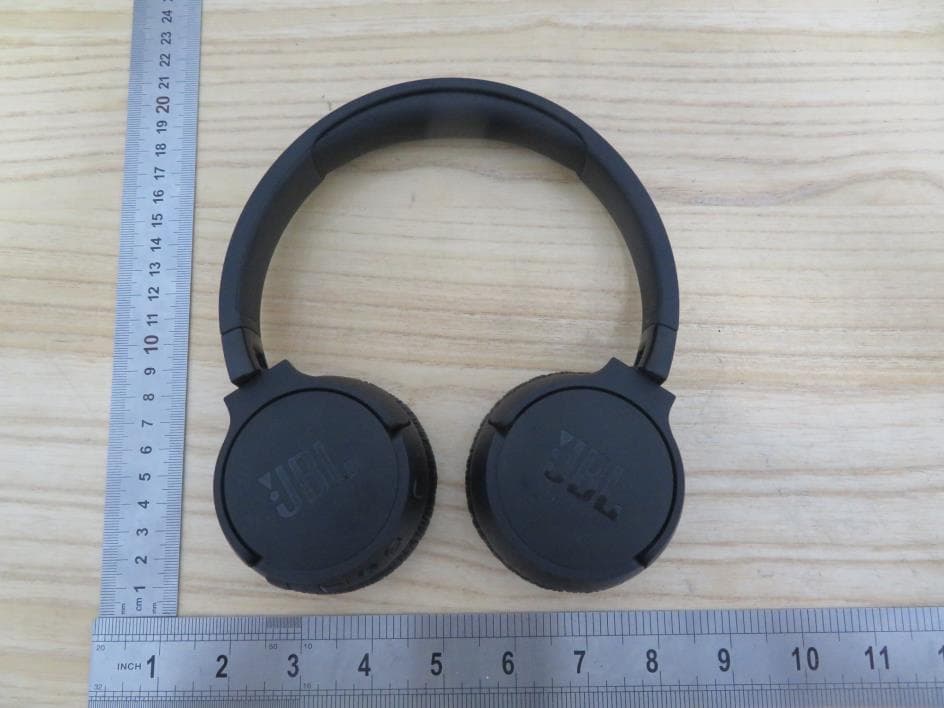 Bluetooth Headset - FCC ID APIJBLT660NC - Harman International Industries, Inc (2)