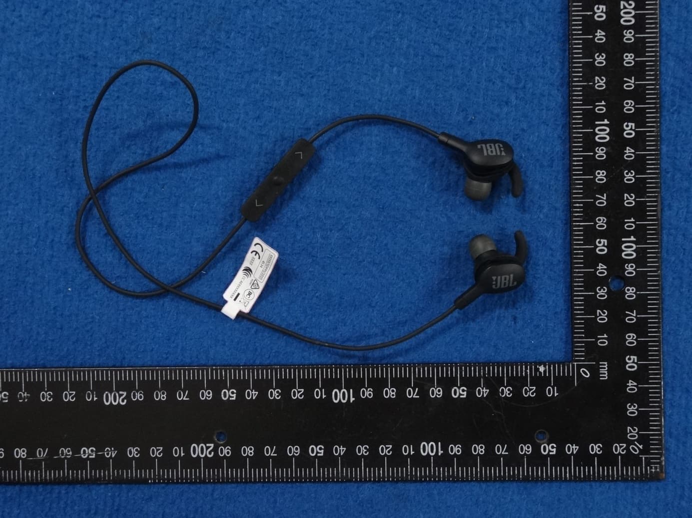 Bluetooth headset - FCC ID APIJBLV100BT - Harman International Industries, Inc (1)