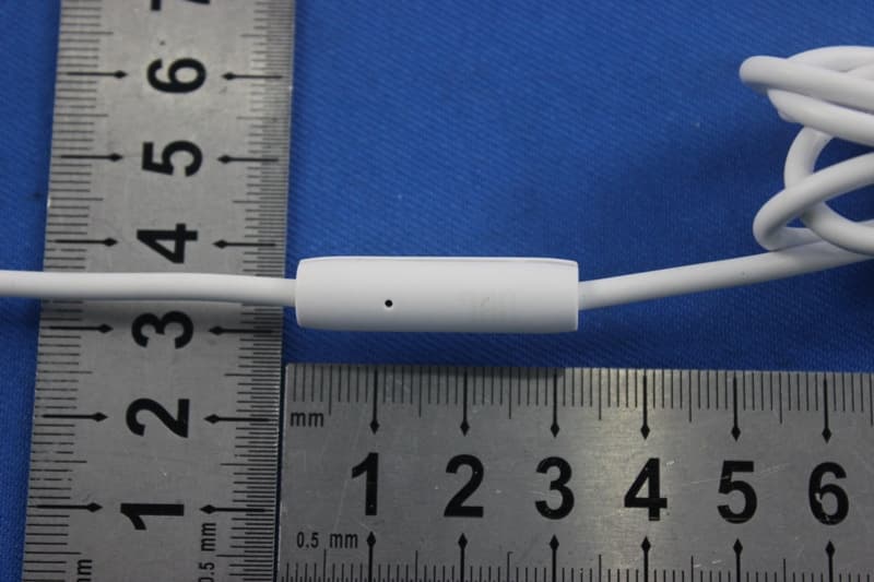 Bluetooth Headset - FCC ID APIJBLV300NXT - Harman International Industries, Inc (2)