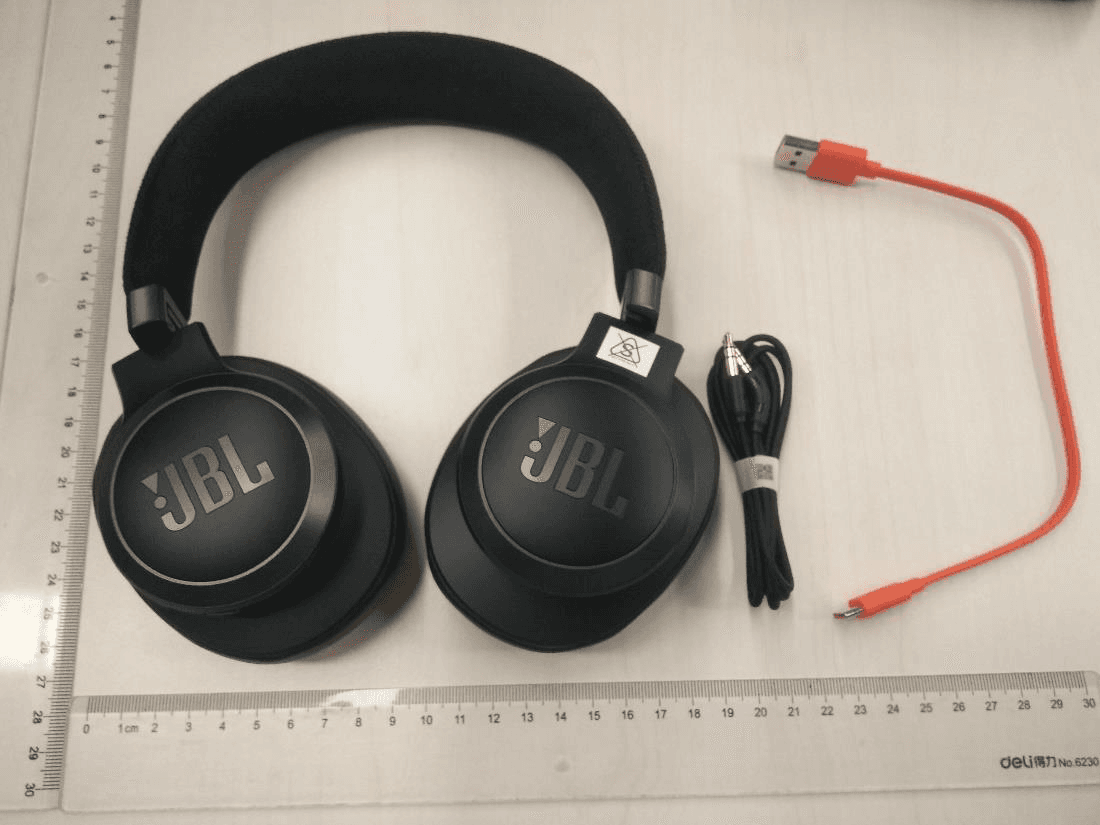 BLUETOOTH HEADSET - FCC ID APILIVE770NC - Harman International Industries, Inc (3)