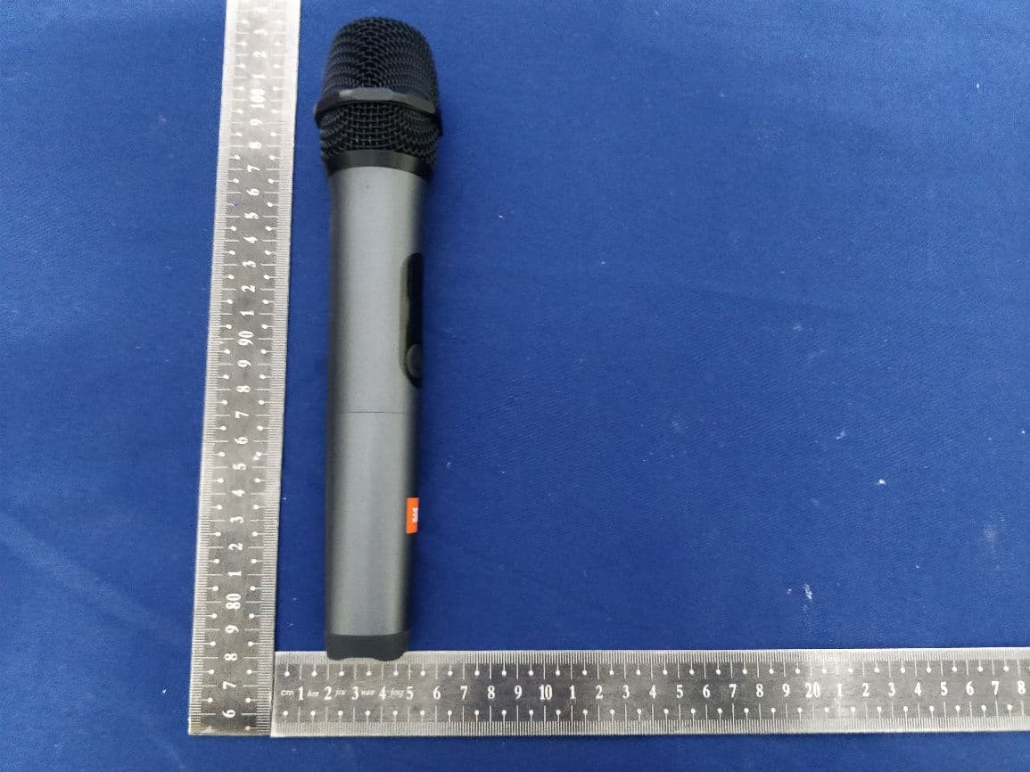 Wireless Microphone - FCC ID APIM100W - Harman International Industries, Inc (5)