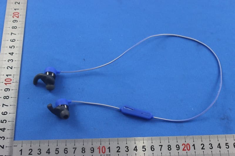 Bluetooth Headset - FCC ID APIMINIBT - Harman International Industries, Inc (2)
