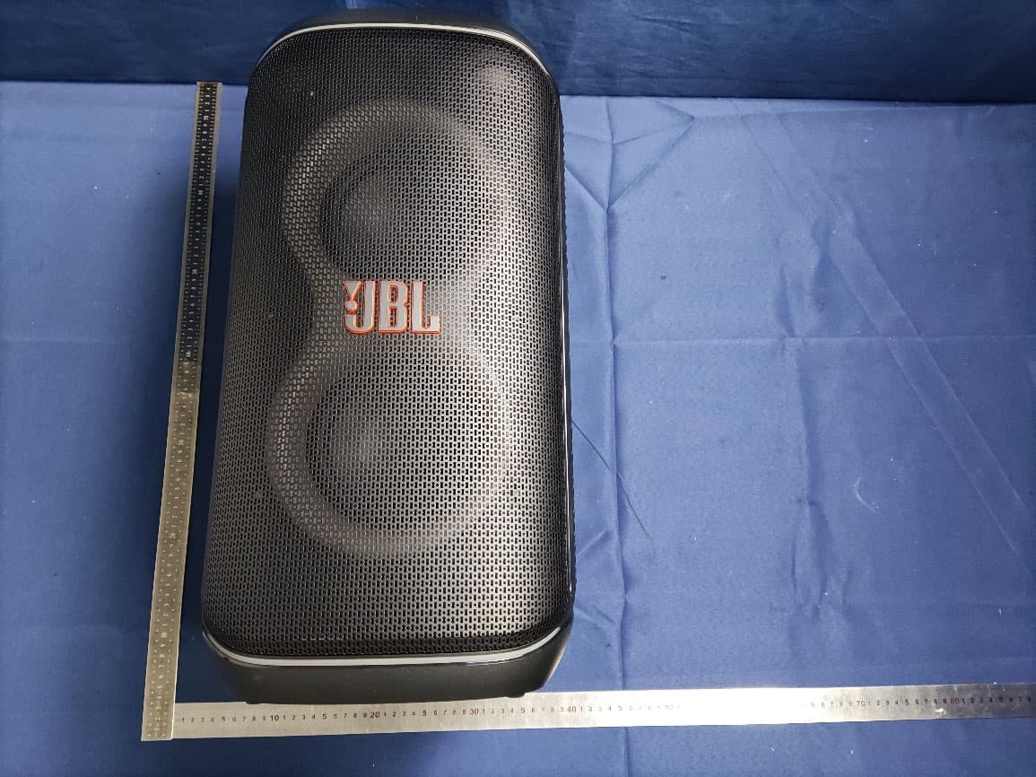 Bluetooth Speaker - FCC ID APIPBCLUB120N - Harman International Industries, Inc (3)