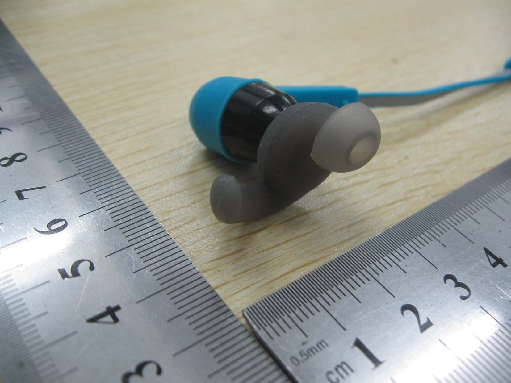 Bluetooth headset - FCC ID APIREFLECTBT - Harman International Industries, Inc (5)
