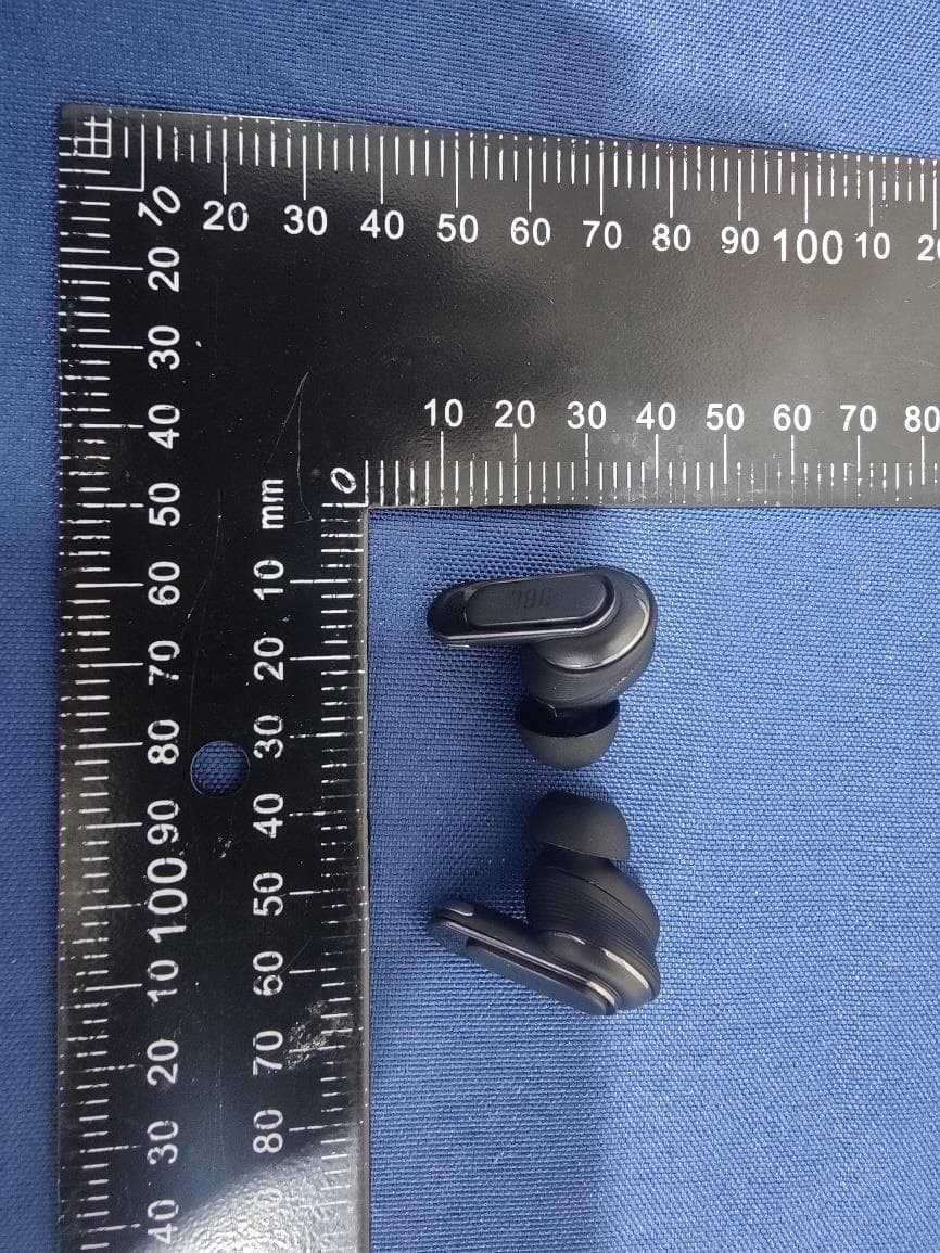 BLUETOOTH HEADSET - FCC ID APITOURPRO2 - Harman International Industries, Inc