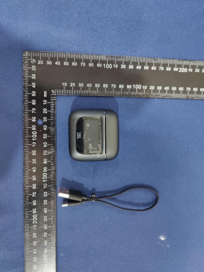 BLUETOOTH HEADSET - FCC ID APITOURPRO2 - Harman International Industries, Inc (3)