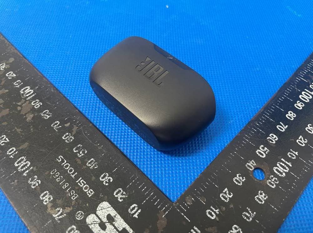 BLUETOOTH HEADSET - FCC ID APIVIBEBUDSD - Harman International Industries, Inc (5)