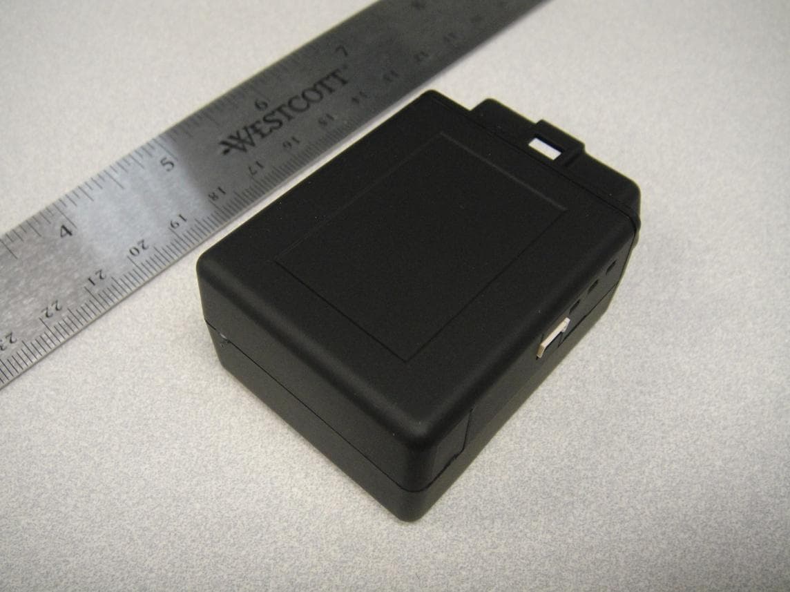 Location Messaging Unit - FCC ID APV-3030CBT - CalAmp (2)