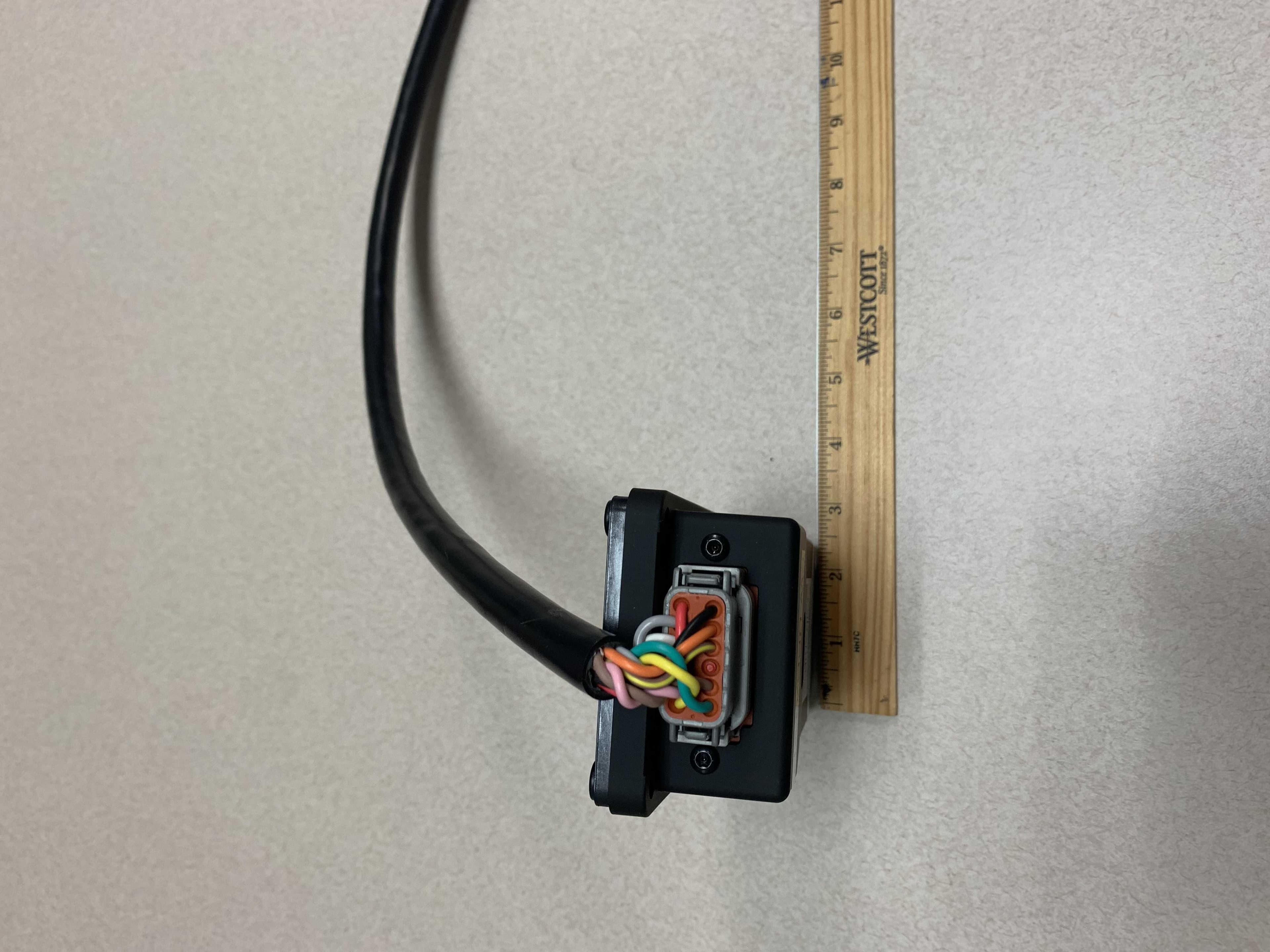 Heavy Duty Telematics Gateway - FCC ID APV-3640LB - CalAmp (3)