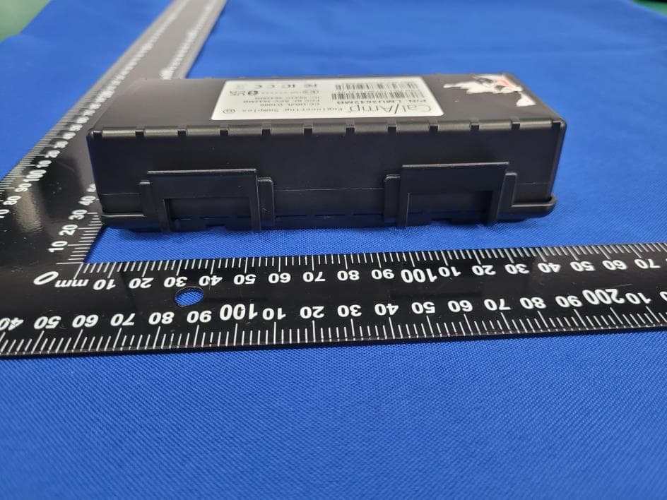 LTE CAT-M1 Telematics Gateway - FCC ID APV-3642MB - CalAmp (3)