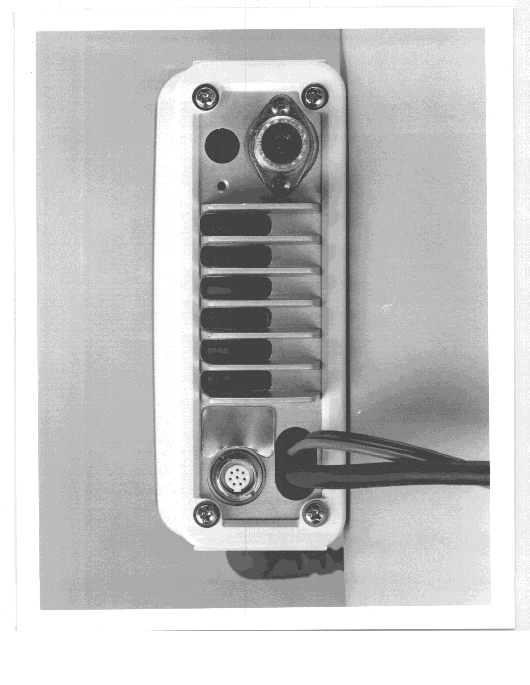 TNB - Licensed Non-Broadcast Station Transmitter - FCC ID APV09981 - CalAmp (2)