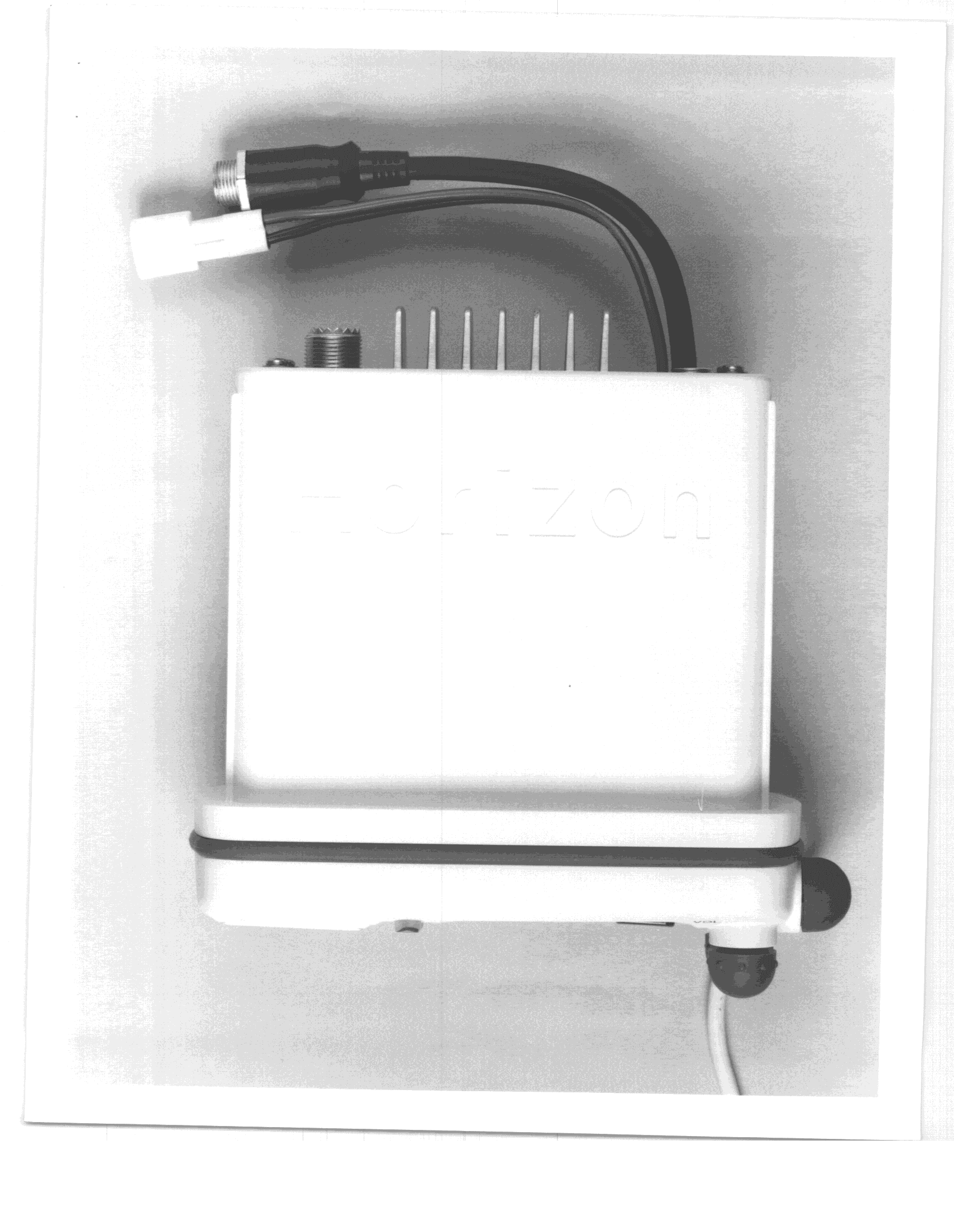 TNB - Licensed Non-Broadcast Station Transmitter - FCC ID APV09981 - CalAmp (5)