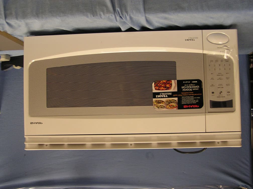 Microwave Oven - FCC ID APYDMR0161 - Sharp Corporation