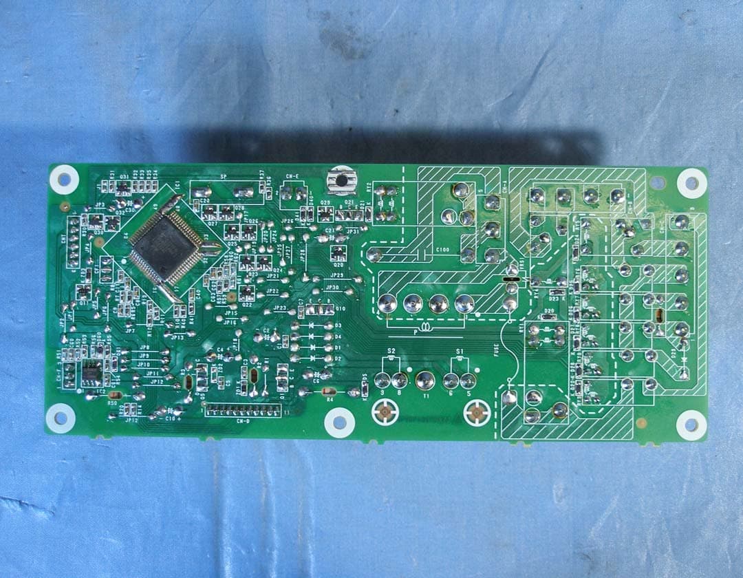 Household Microwave Oven - FCC ID APYDMR0170 - Sharp Corporation (1)