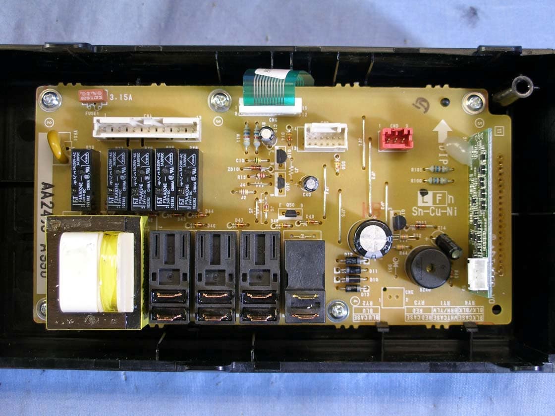 Household Microwave/Steam Oven - FCC ID APYDMR0175 - Sharp Corporation (2)