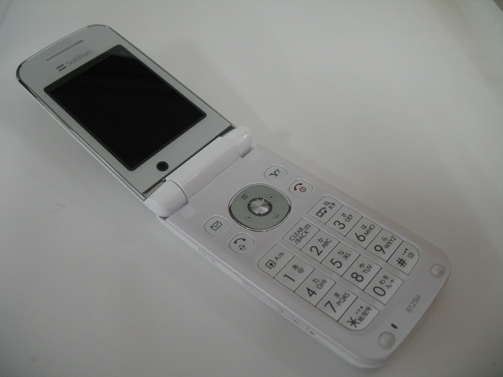 Cellular Transceiver With Bluetooh - FCC ID APYHRO00054 - Sharp Corporation (2)
