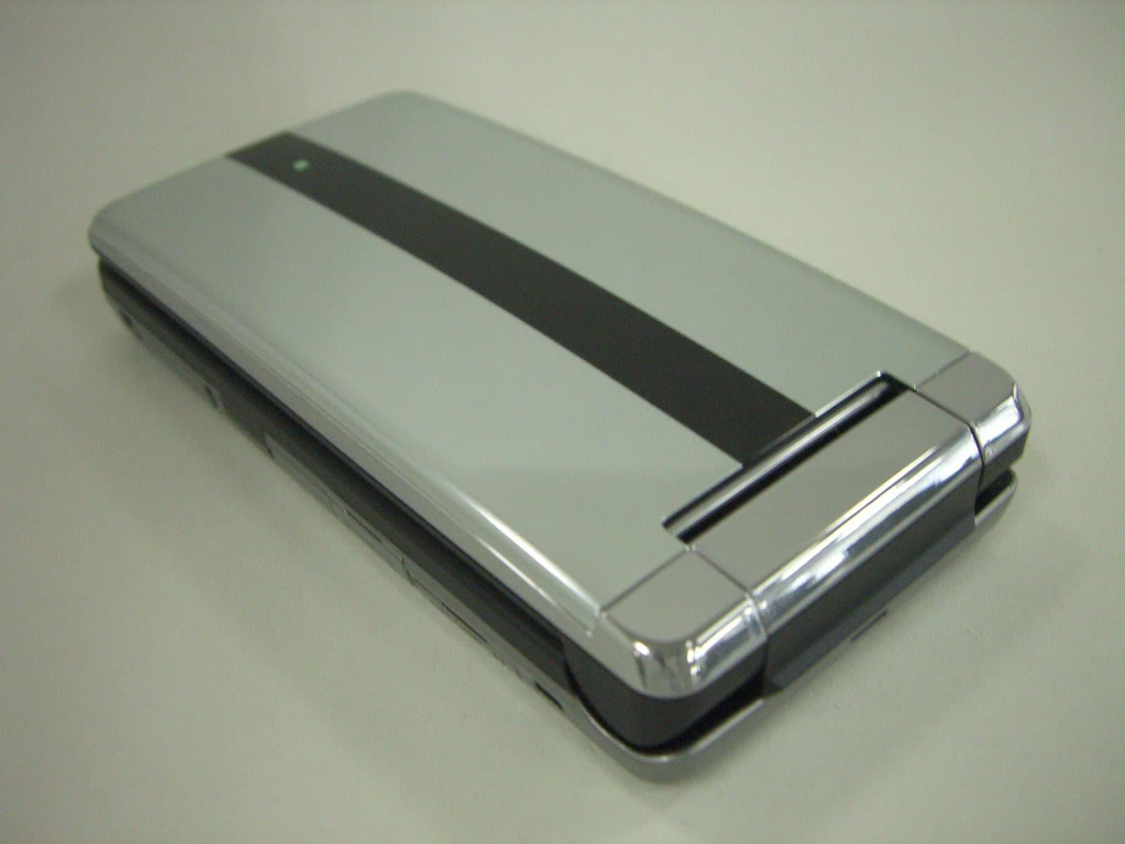 Cellular Transceiver - FCC ID APYHRO00057 - Sharp Corporation (4)