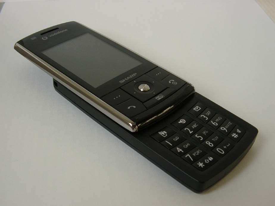 Cellular Transceiver - FCC ID APYHRO00060 - Sharp Corporation