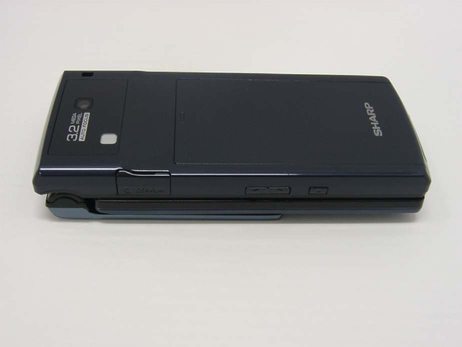 Cellular Transceiver with Bluetooth - FCC ID APYHRO00067 - Sharp Corporation (4)