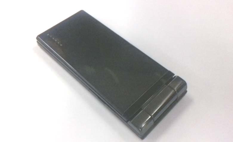 Cellular Phone - FCC ID APYHRO00122 - Sharp Corporation (3)