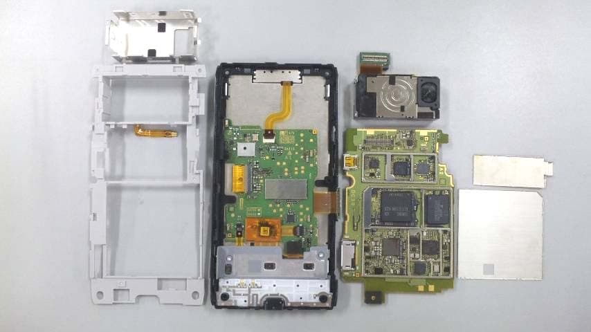 Cellular Phone - FCC ID APYHRO00134 - Sharp Corporation (1)