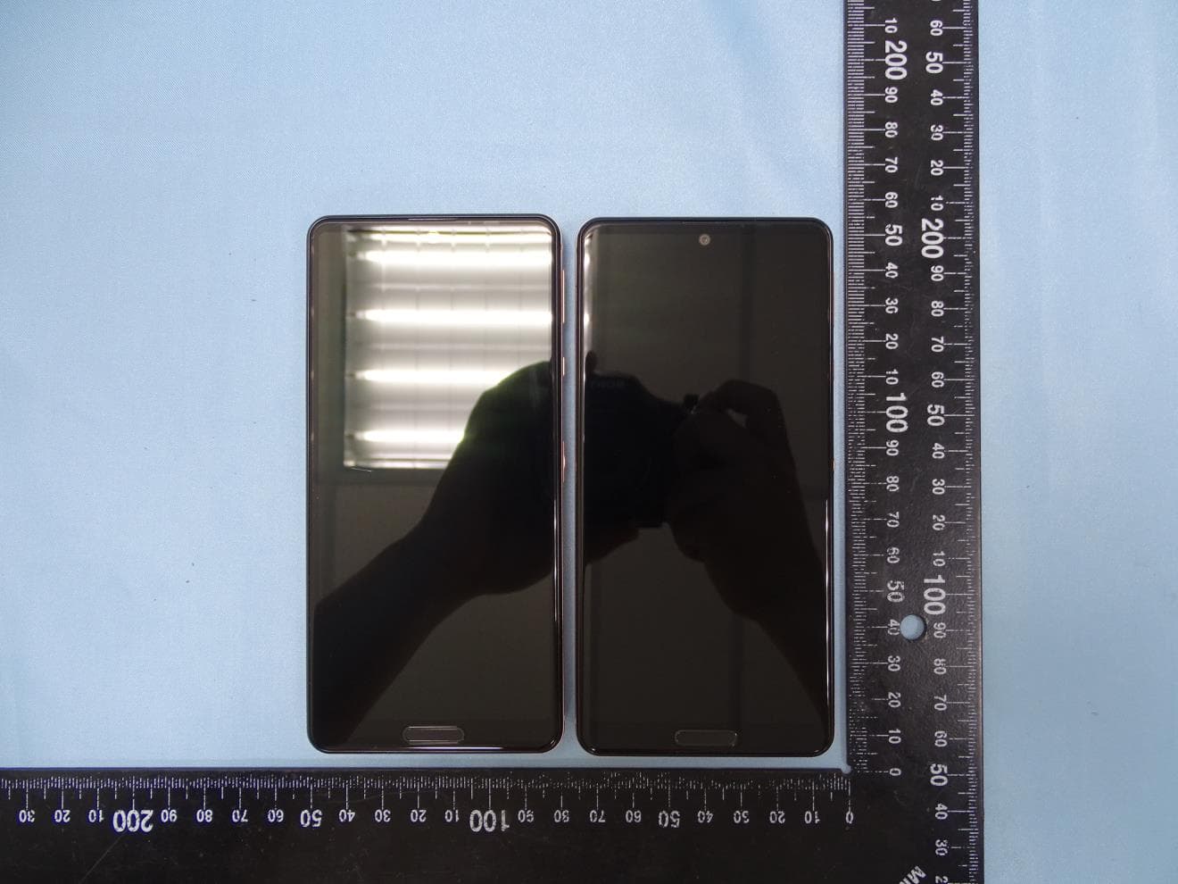 Smart phone - FCC ID APYHRO00288 - Sharp Corporation (3)