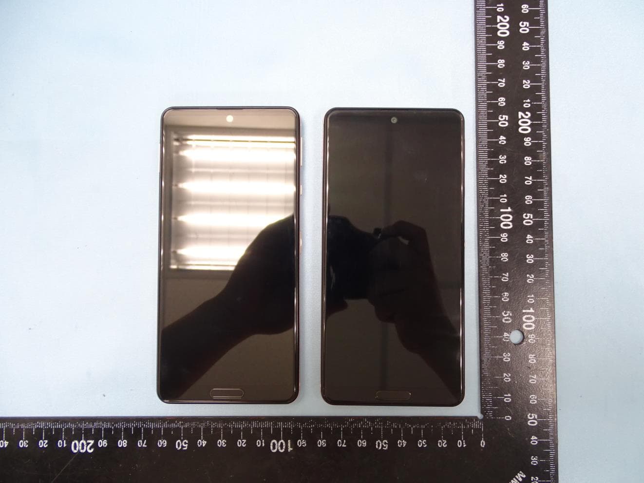 Smart phone - FCC ID APYHRO00289 - Sharp Corporation (5)