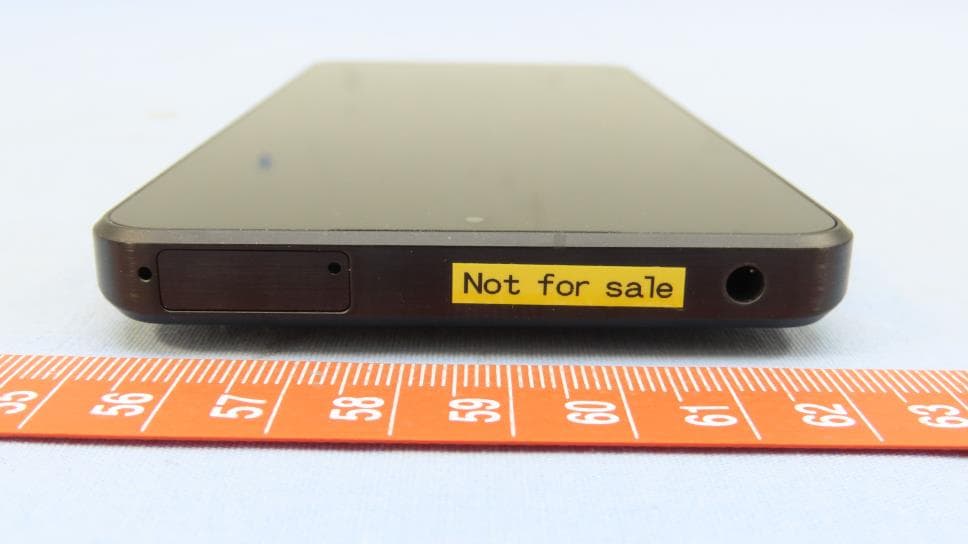 Smart Phone - FCC ID APYHRO00314 - Sharp Corporation (3)