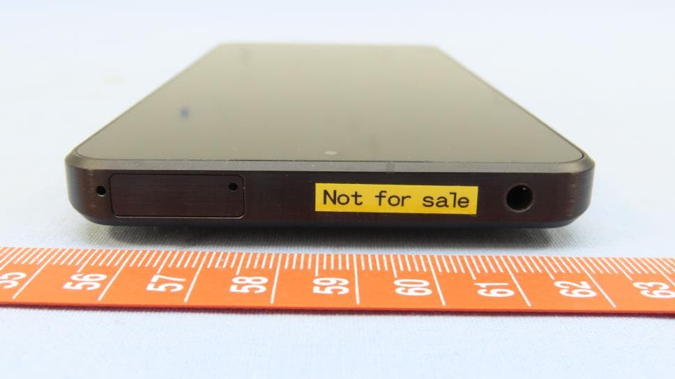 Smart Phone - FCC ID APYHRO00315 - Sharp Corporation (3)
