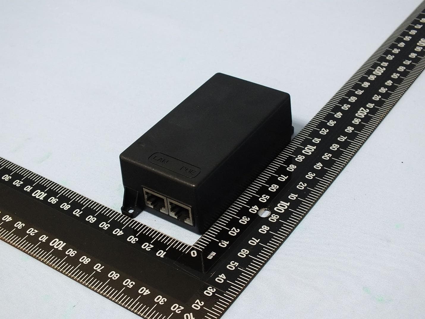 LTE Outdoor CPE12000 - FCC ID ARA-CPE12000PRO3X - Telrad Networks Ltd (2)