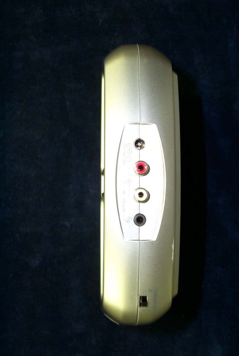 900MHz Cordless Transmitter - FCC ID ASIJ7R001 - JVC KENWOOD Corporation (4)