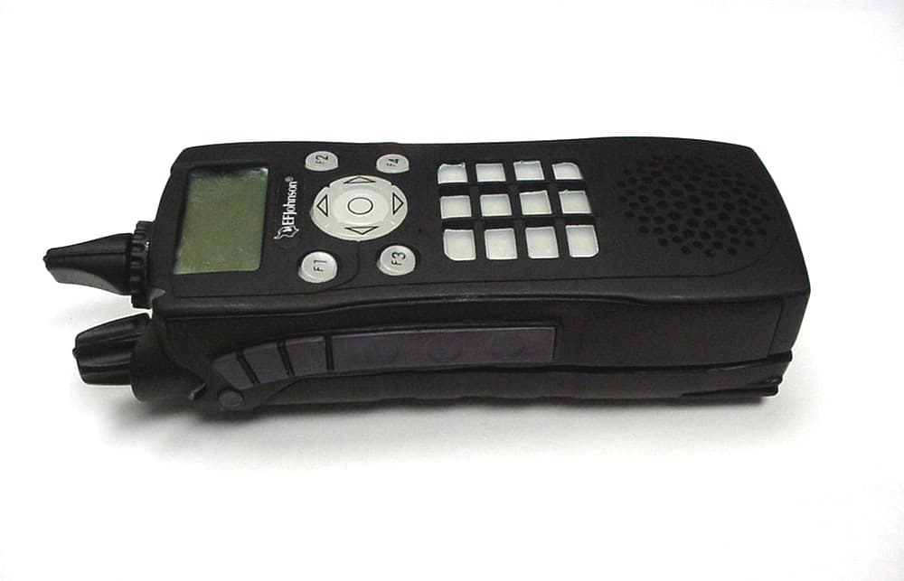 UHF (450 to 512 MHZ) Portable Land Mobile Radio - FCC ID ATH2424140 - E F Johnson Company (2)