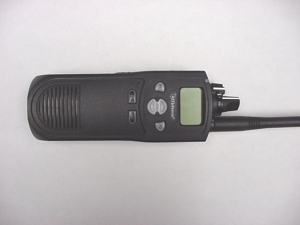 Portable VHF 136-174 MHz - FCC ID ATH2425111 - E F Johnson Company