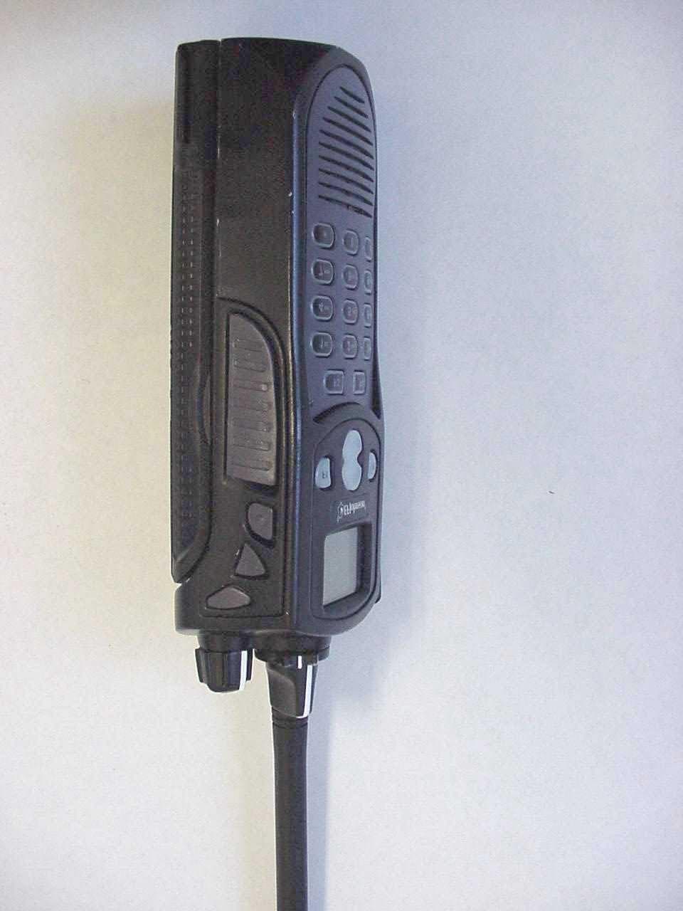 PTT 800 MHz SMR - FCC ID ATH2425180 - E F Johnson Company (4)