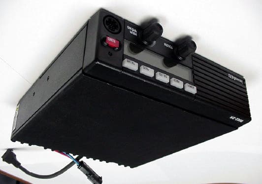 UHF FM TRANSMITTER - FCC ID ATH2425331 - E F Johnson Company (4)