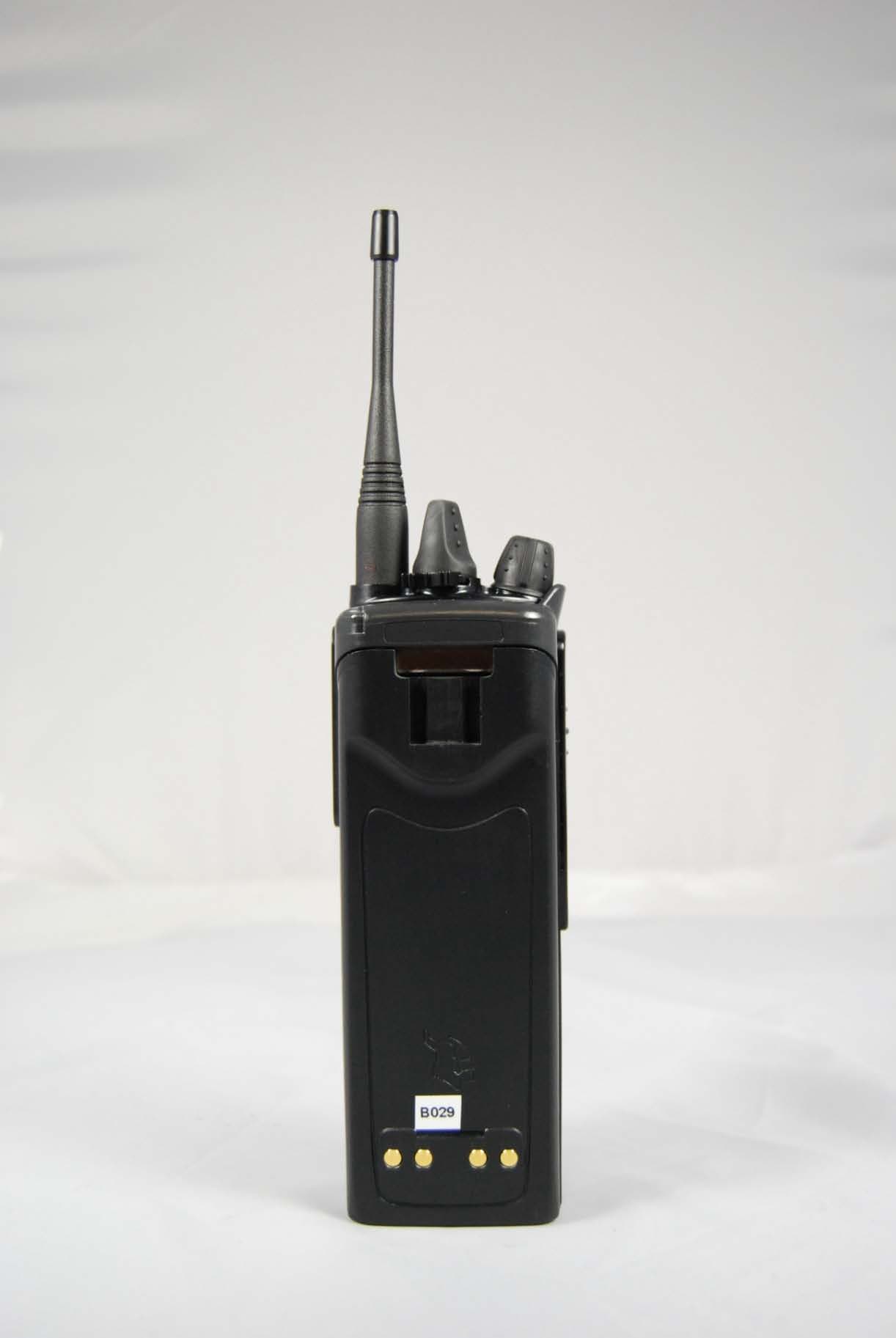Vantage 700/800 MHz Portable Radio - FCC ID ATH2425770 - E F Johnson Company (5)