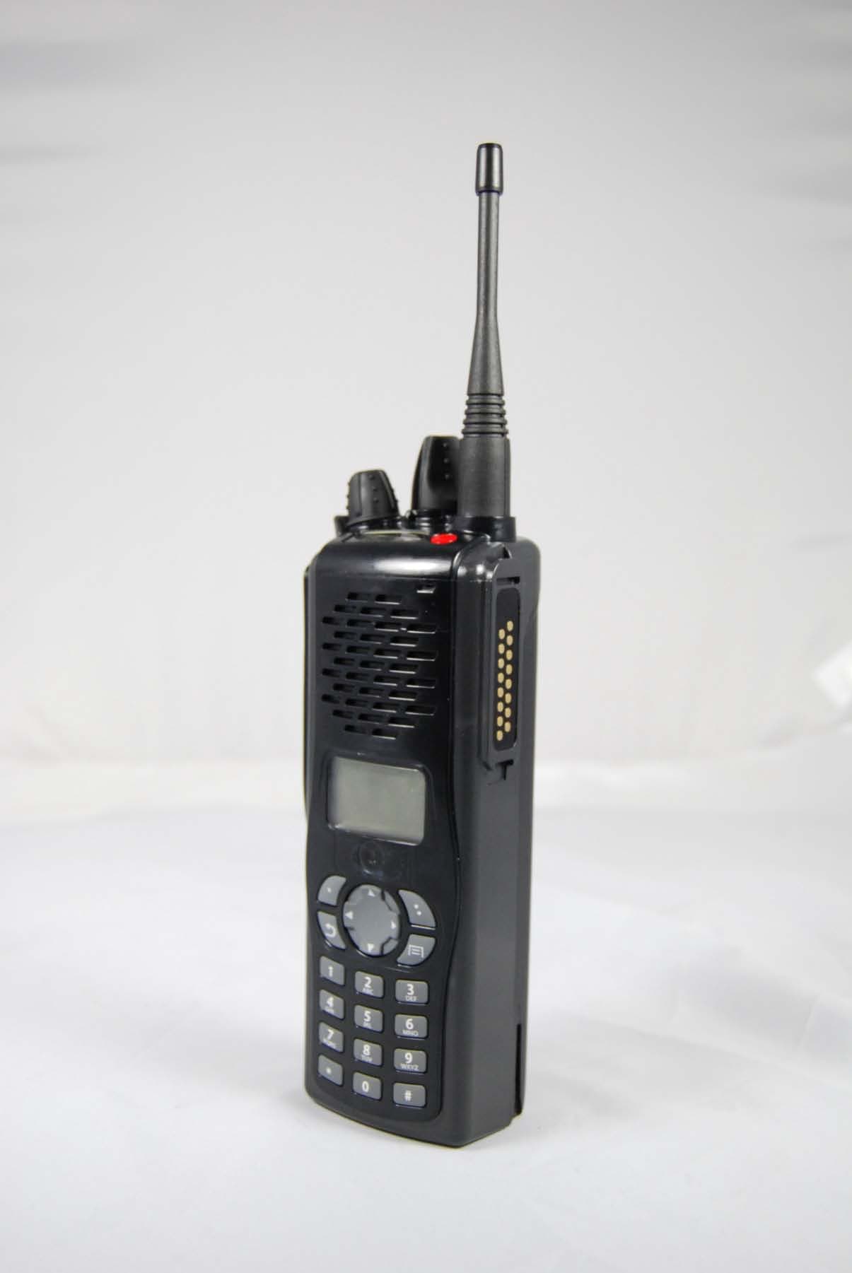 Vantage 700/800 MHz Portable Radio - FCC ID ATH2425770 - E F Johnson Company (4)