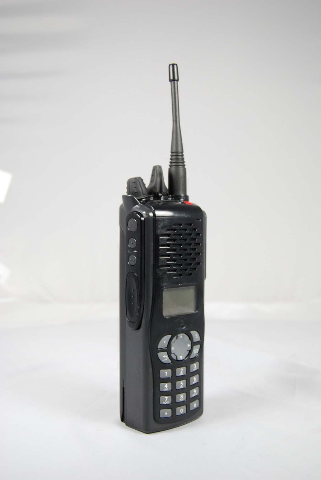 Vantage 700/800 MHz Portable Radio - FCC ID ATH2425770 - E F Johnson Company (3)