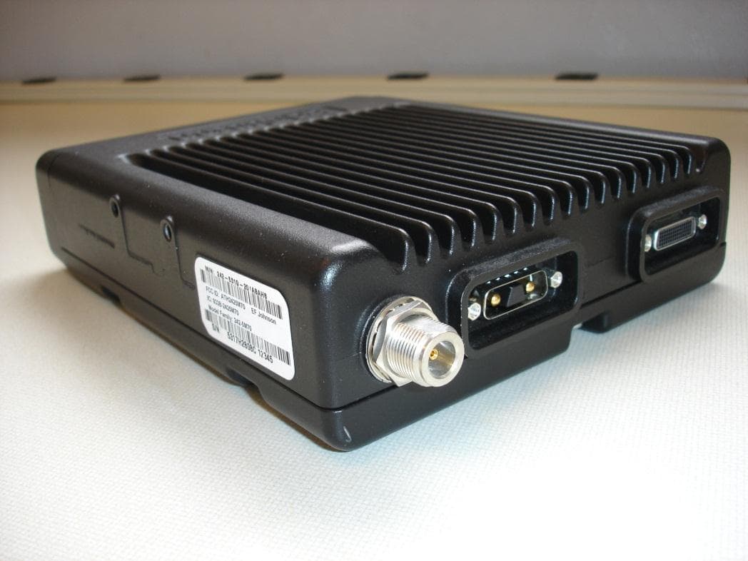 DUAL BAND VHF AND 700/800 MHz MOBILE TRANSCEIVER - FCC ID ATH2425M80 - E F Johnson Company