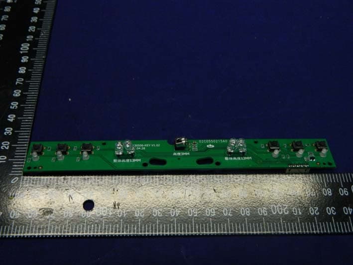 9 inch Headrest Monitor with DVD Player - FCC ID ATI9R3HRDA0902 - Action Electronics Co.,Ltd. (4)
