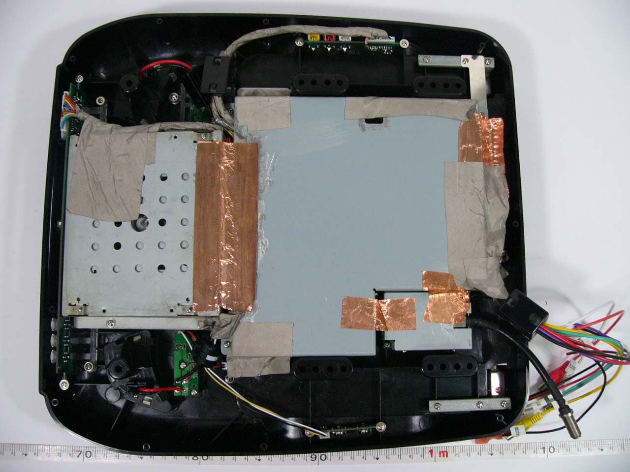 12" Overhead LCD TV/Monitor w/ DVD Player - FCC ID ATI9R3VOD1221 - Action Electronics Co.,Ltd.
