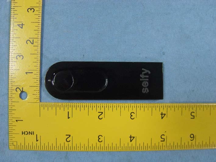 Selfy Shutter Remote - FCC ID ATL-SELFYREMOTE - iLuv Creative Technology (1)