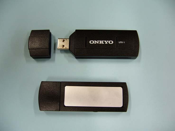 Digital Wireless Audio Transmitter - FCC ID ATMUTX1 - Onkyo Home Entertainment Corporation (2)