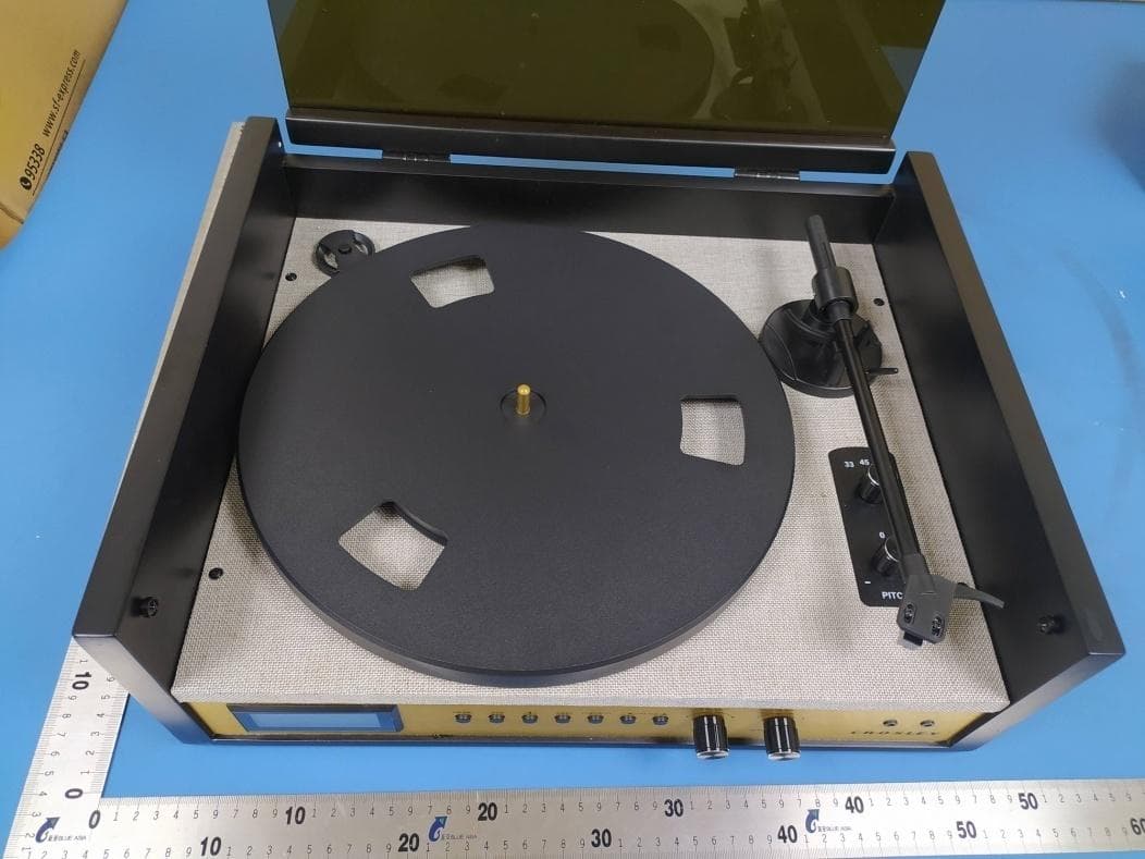 Koda Turntable - FCC ID AUSCR7017A - Modern Marketing Concepts, Inc. (3)